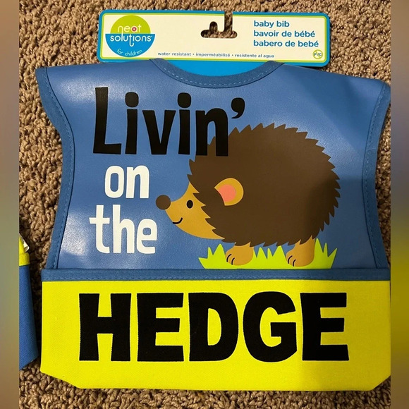 2 NWT Baby Bibs - Picture 3 of 6